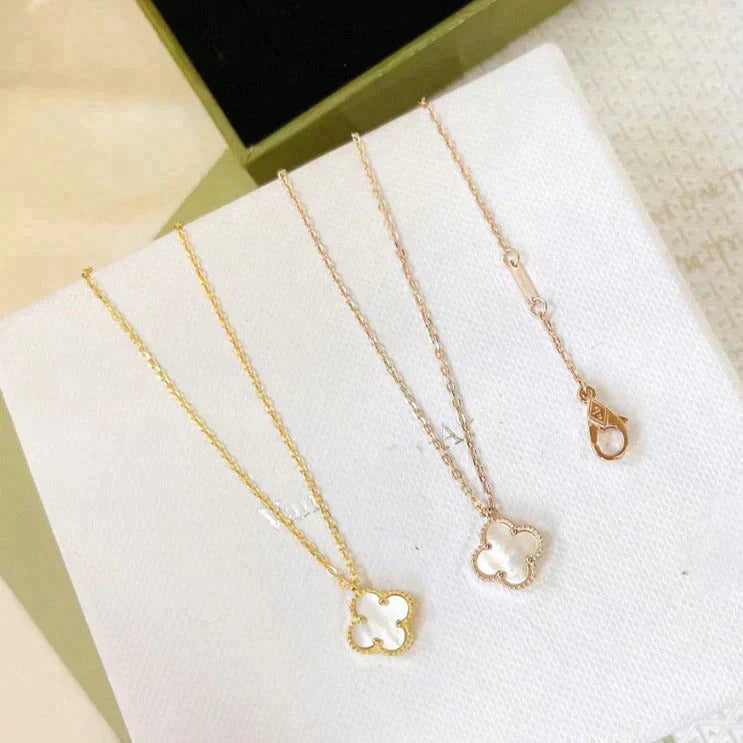 VCA CLOVER MINI 9.5MM WHITE MOTHER-OF-PEARL NECKLACE