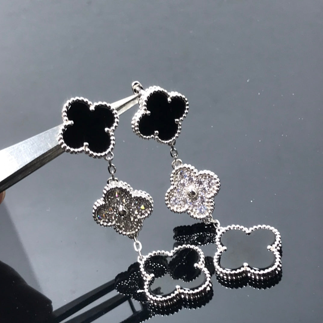 VCA CLOVER 3 MOTIF DIAMOND ONYX SILVER EARRINGS