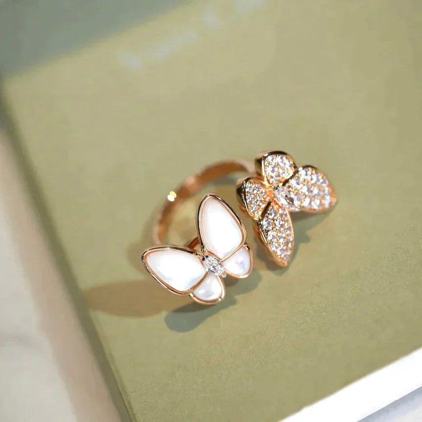 VCA TWIN BUTTERFLY DIAMOND MOP RING